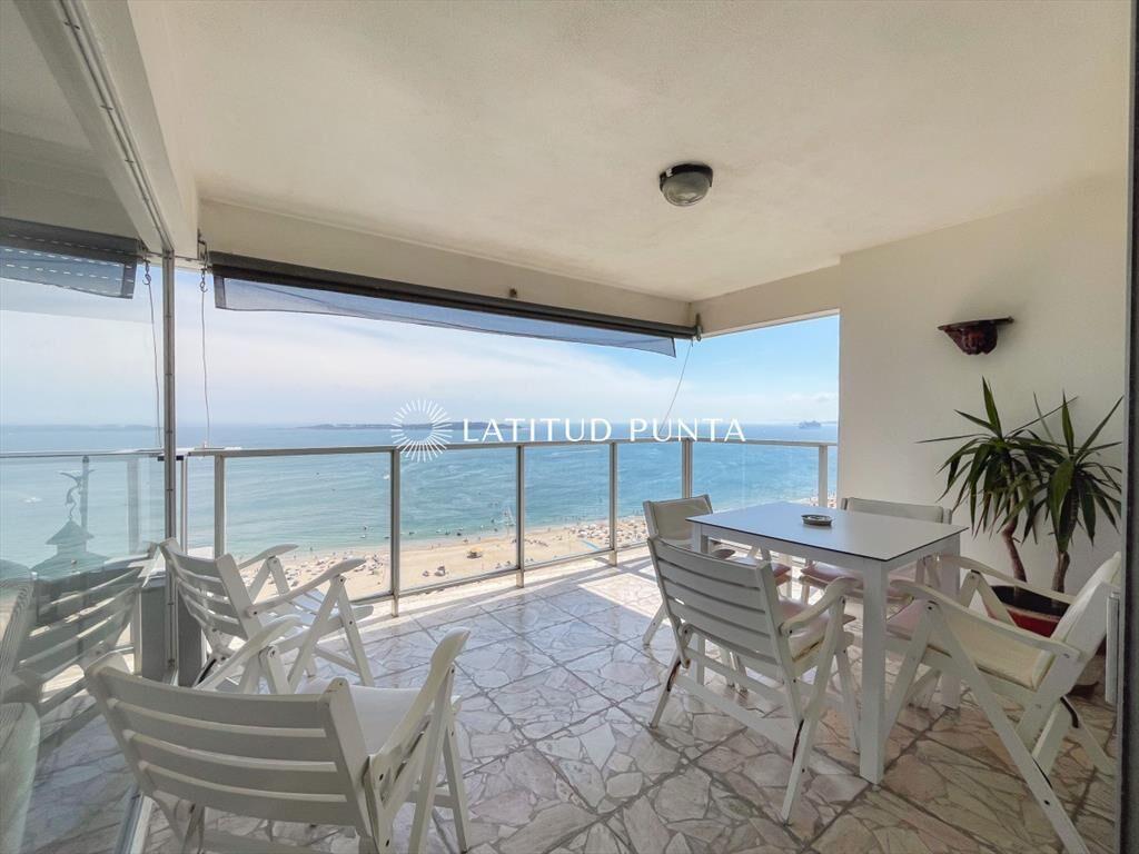 Apartamento en Mansa, 3 dormitorios más