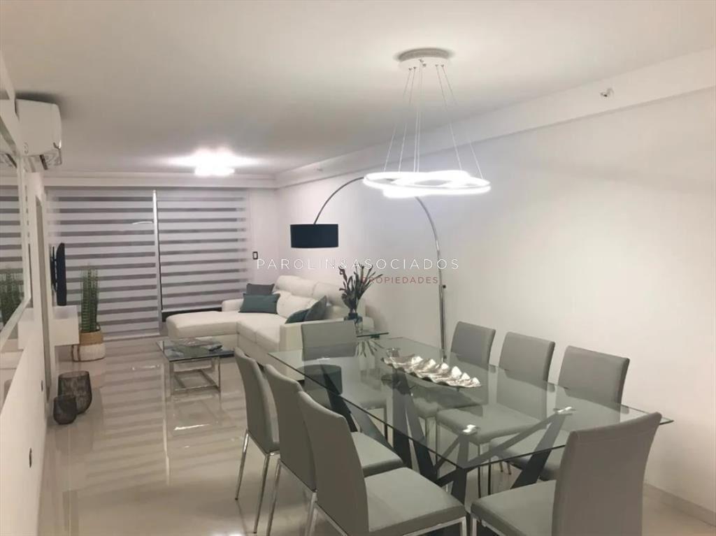 Apartamento de 2 dormitorios en venta en Look del