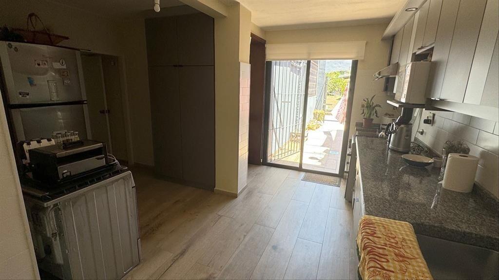 VENTA DE RESIDENCIA 5 DORMITORIOS PROXIMO A RAMBLA