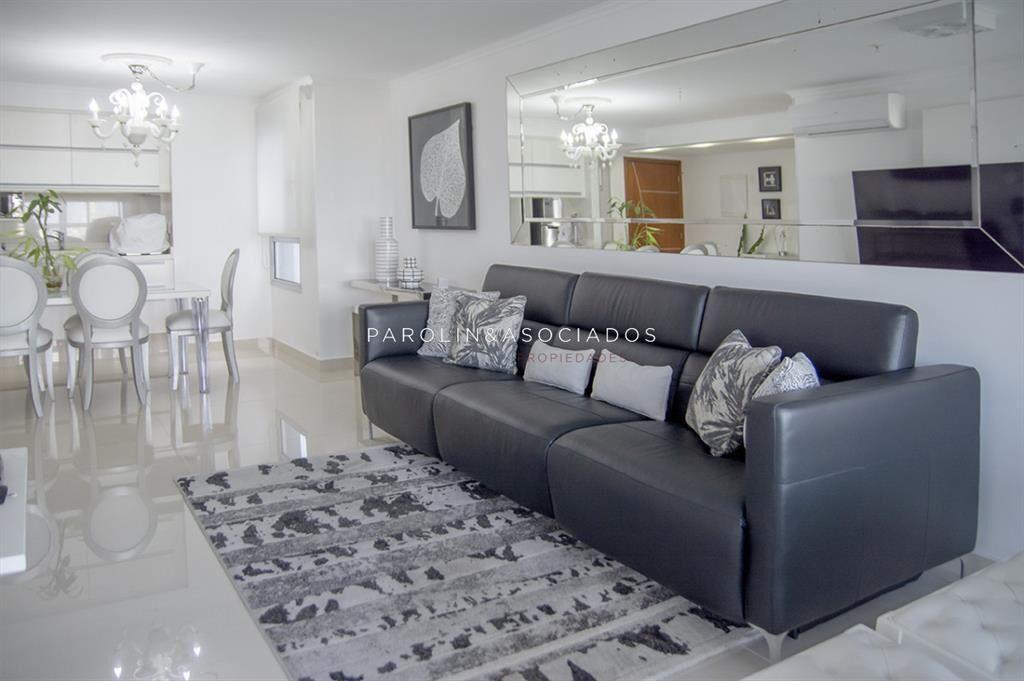 Vende apto de 2 dormitorios en Miami Boulevard !