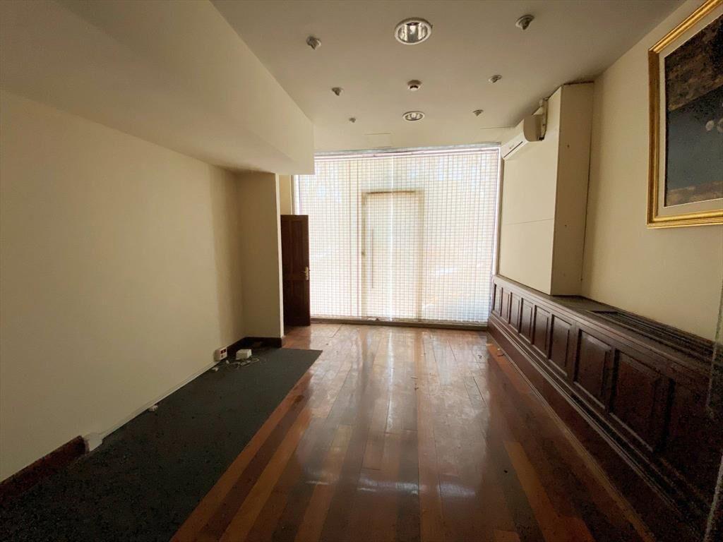 Alquiler - Edificio con 4 plantas 950 m2 con ascensor, Ciuda