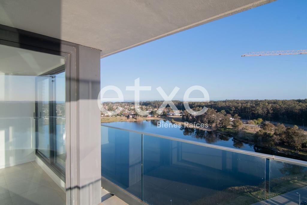 Venta Apartamento 3 dormitorios Carrasco Boating Torre 1...