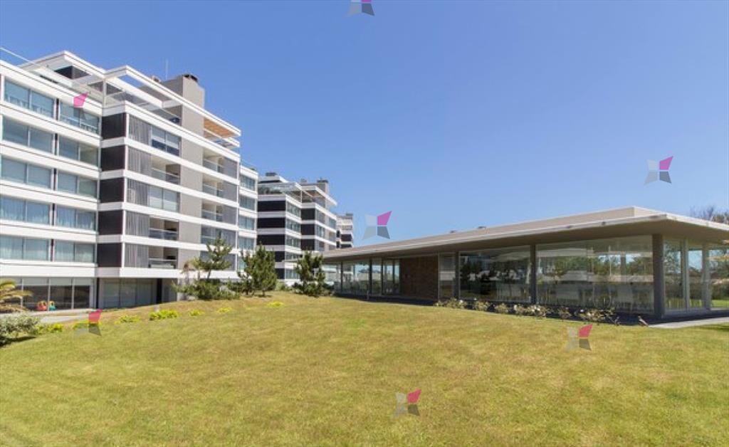 Espectacular departamento con Piscina Propia.
