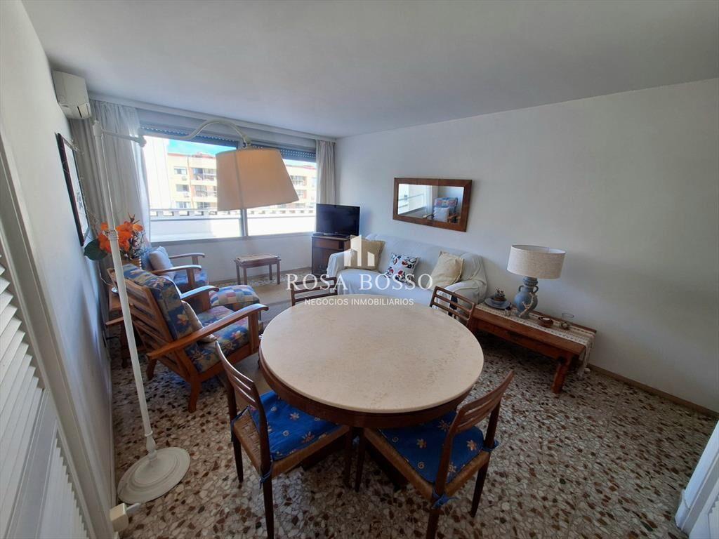 Apartamento en venta 1 dormitorio con garaje del