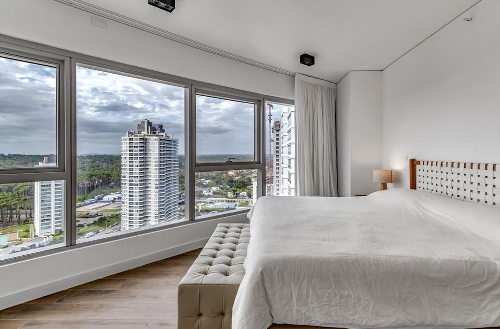 DEPARTAMENTO EN VENTA FRENTE AL MAR TRUMP TOWER