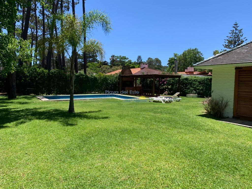 Alquiler temporario de casa de tres dormitorios a