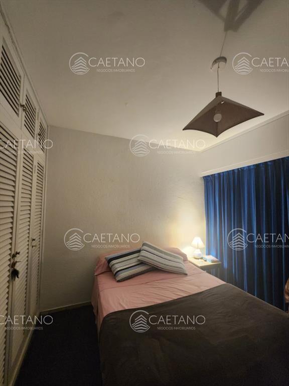 En venta apartamenro de 2 dormitorios a metros en