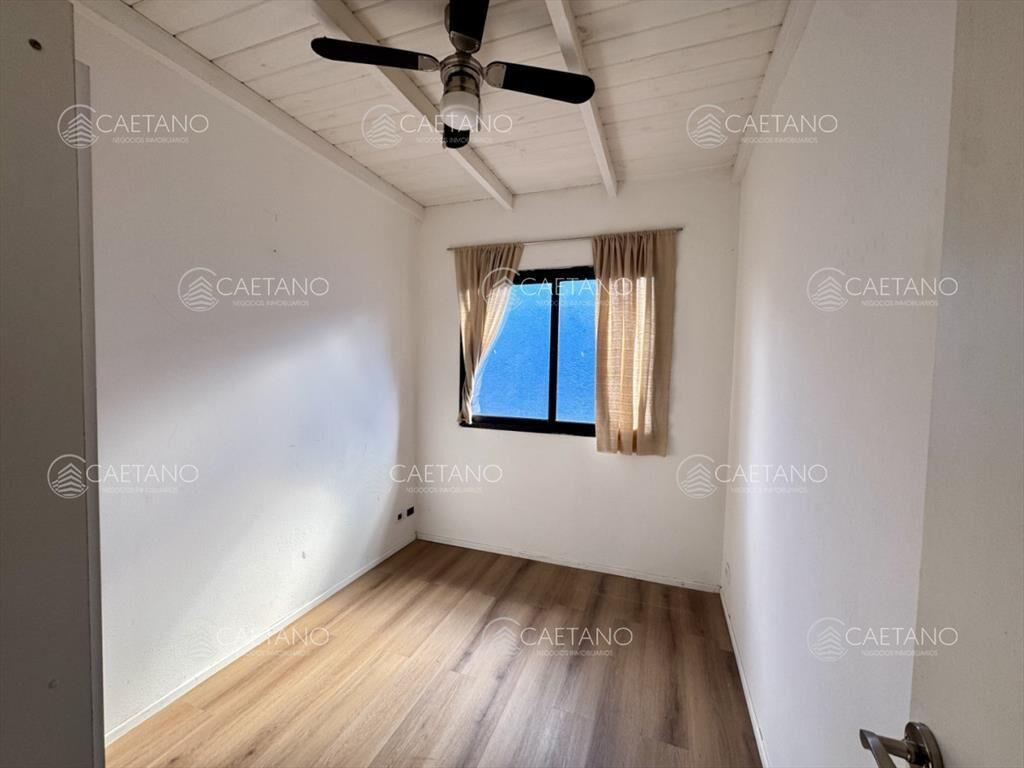 Calida casa a pocos metros del mar.