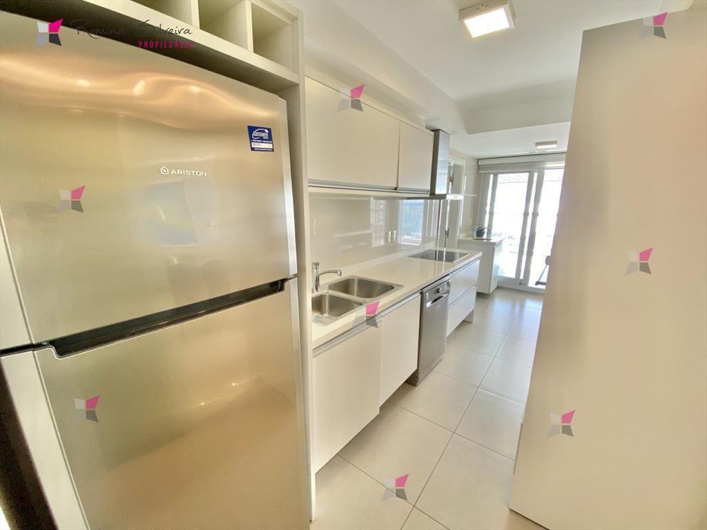 VENTA DE APARTAMENTO 3 DORMITORIOS 2 BAÑOS 1 EN SUITE EN M