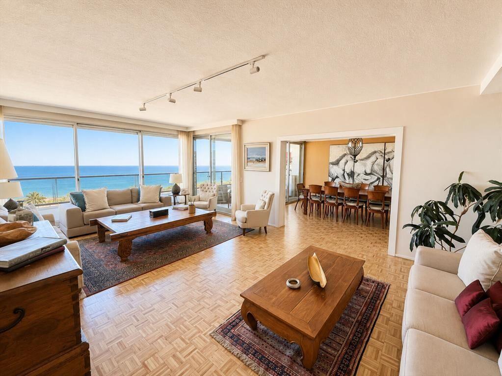 APARTAMENTO EXCELENTE ESTADO SOBRE RAMBLA