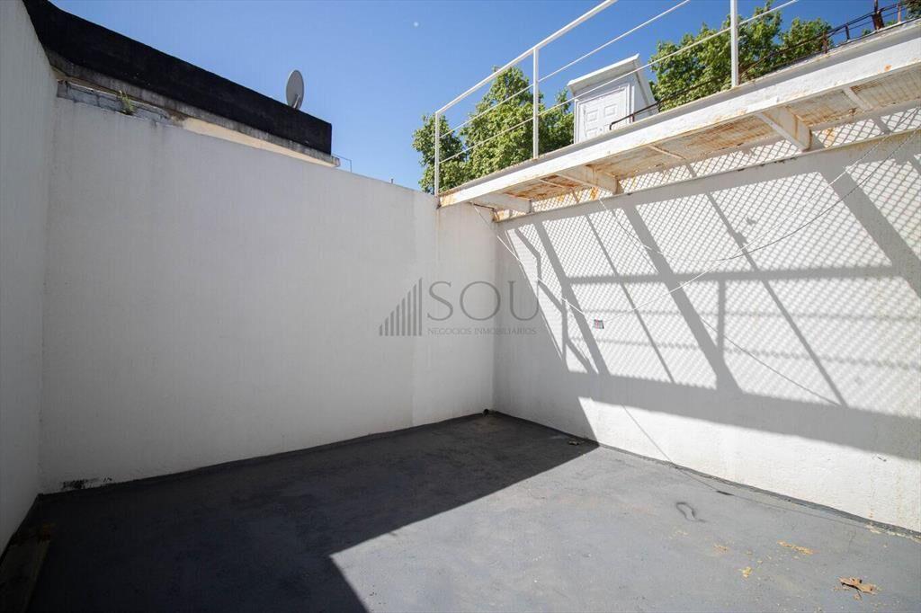 Venta de apartamento de un dormitorio con patio y parriller