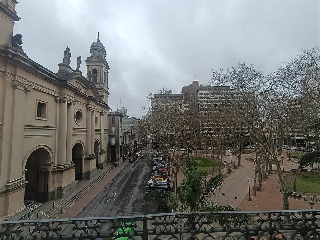 Apartamentos tipo loft en ciudad vieja amoblado.