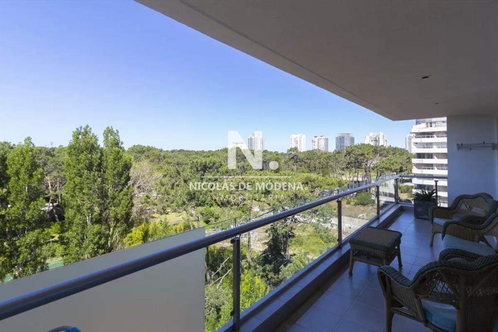 Apartamento en venta de 2 dormitorios en Punta