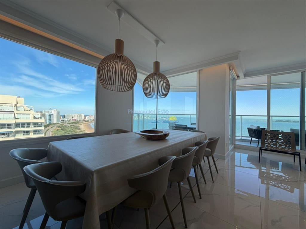 Apartamento en Venta de 3 dormitorios en , Punta