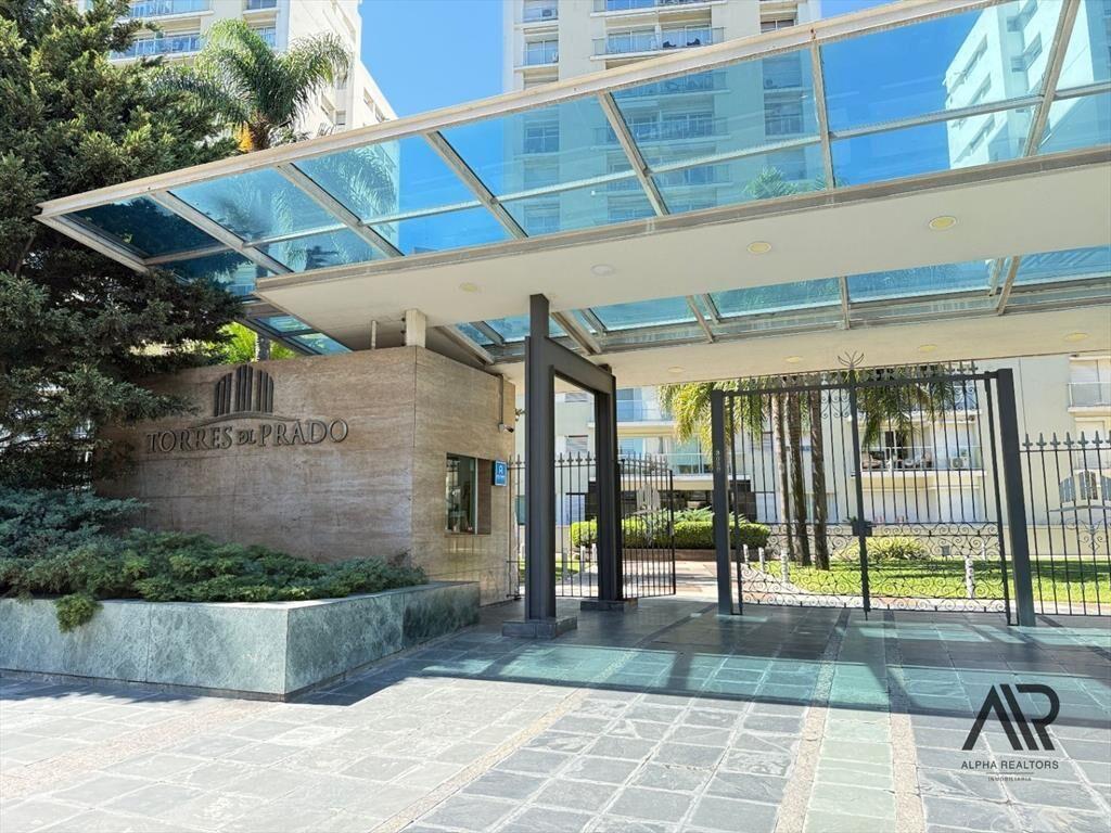 VENTA APTO con RENTA 1 DORM * TORRES DEL PRADO *