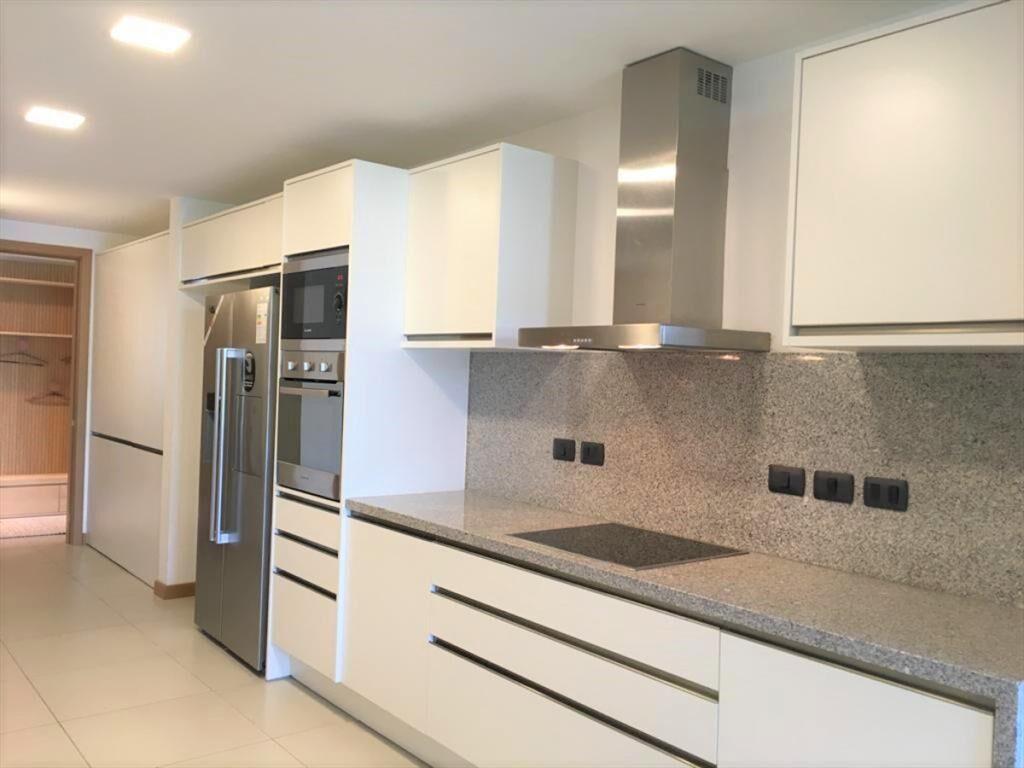 VENTA APARTAMENTO 3 DORMITORIOS EDIFICIO TIBURON