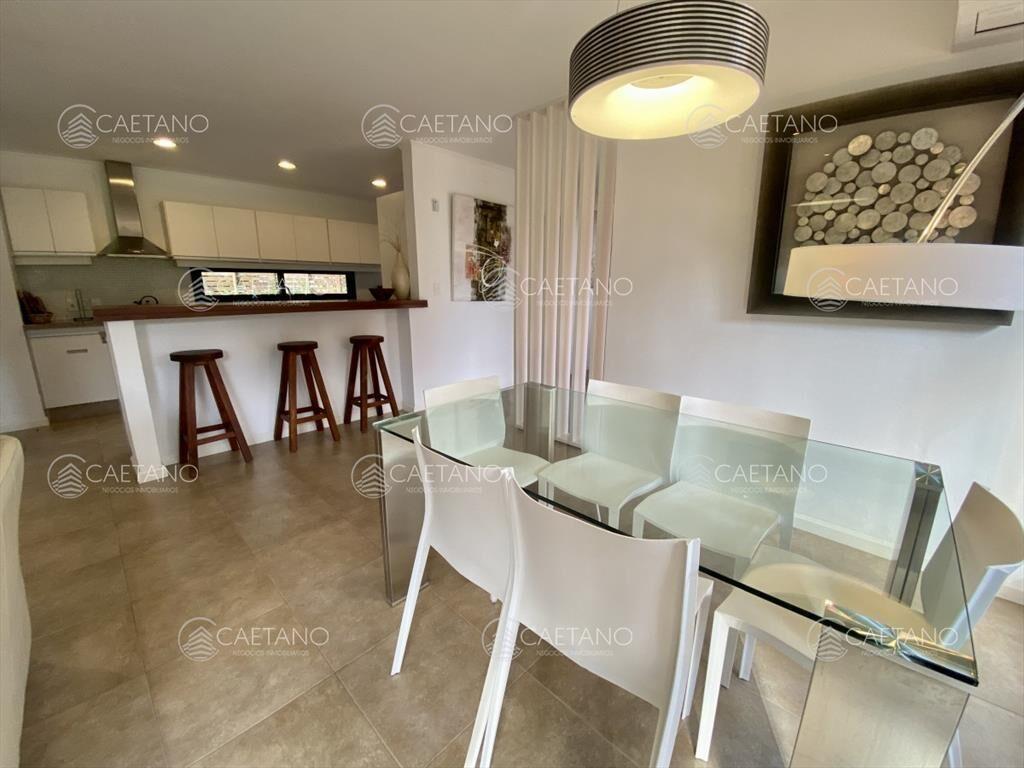 Venta casa 2 dormitorios pinares