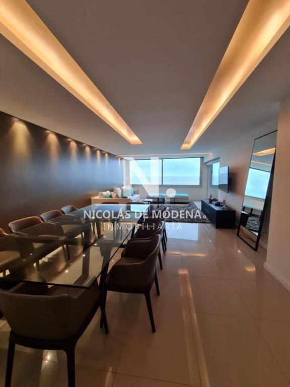 Apartamento de 3 domitorios en suite, frente al