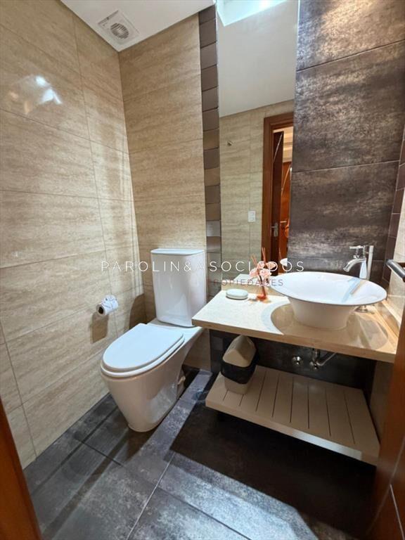 Departamento esquinero en Miami Boulevard de 3 en