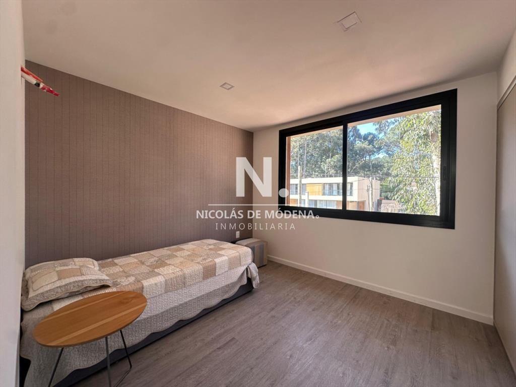 En venta y a estrenar espectacular casa de 4 con