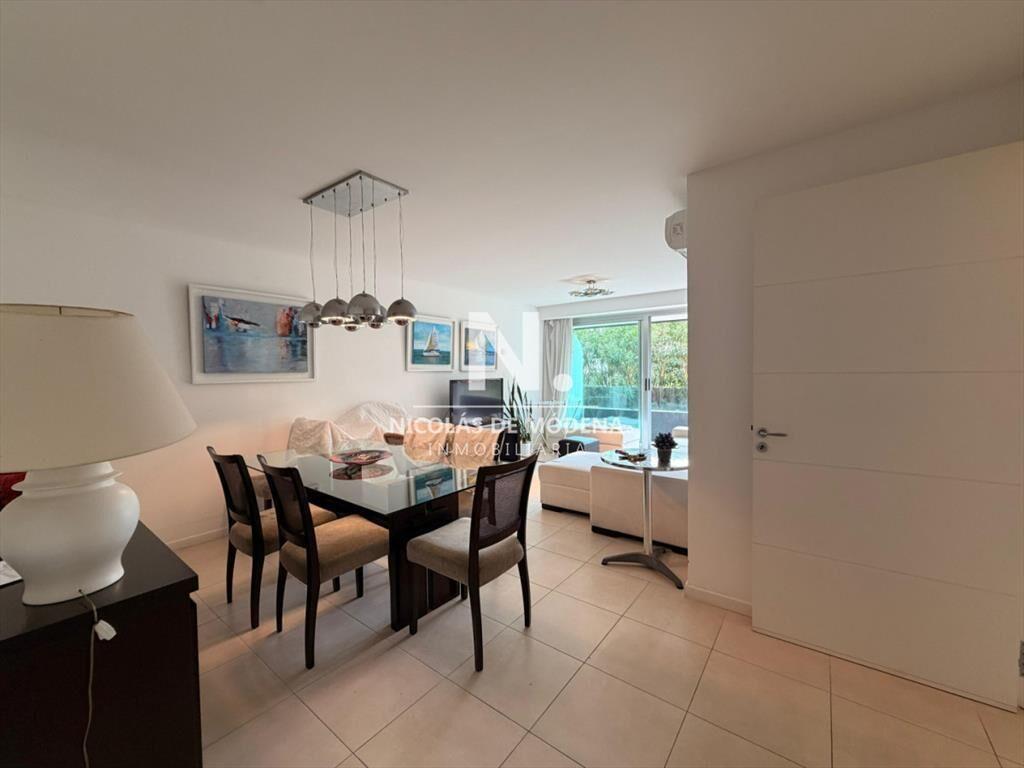 En venta apartamento de e Dormitorios en Mansa, Punta del E