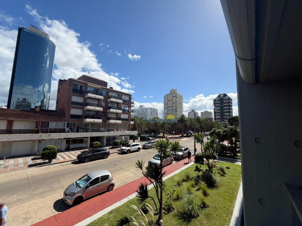 Apartamento en venta de 2 dormitorios en , Punta