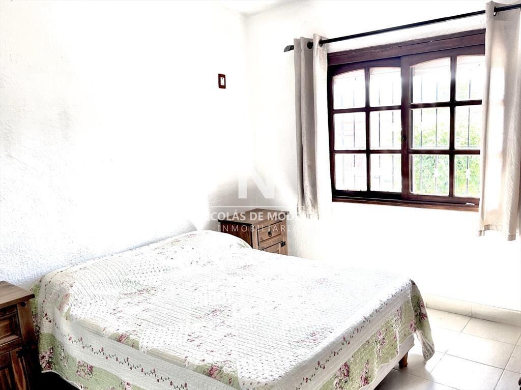 Venta de Casa, 3 Dormitorios, 2 Baños y Barbacoa