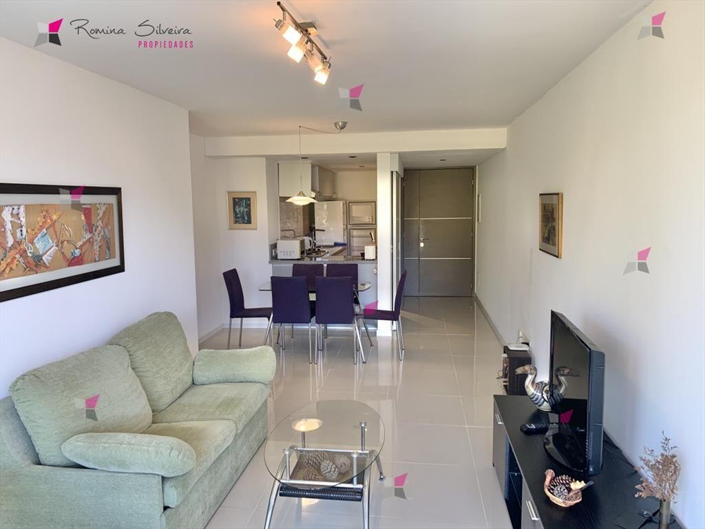 ALQUILER TEMPORARIO APARTAMENTO 2 DORMITORIOS AV ROOSEVELT