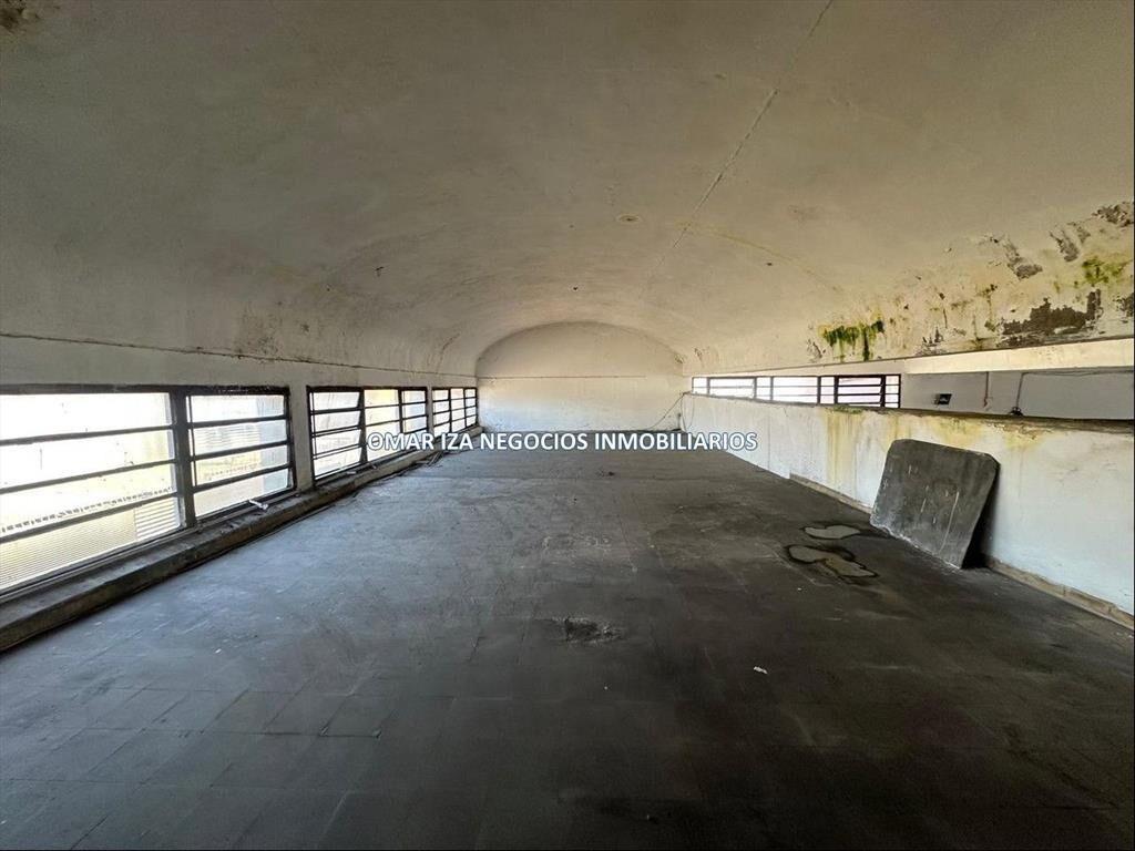 VENTA LOCAL COMRCIAL EN LA TEJA, GALPON, DEPOSITO, ENTRADA
