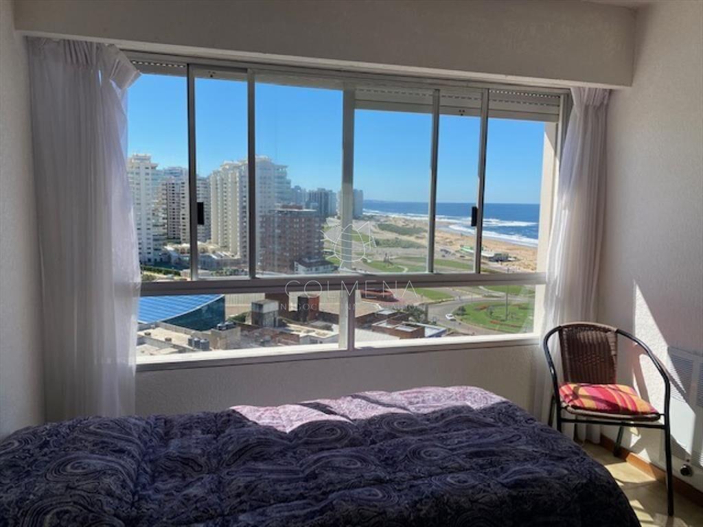 Apartamento en playa mansa a 1 cuadra del mar y a