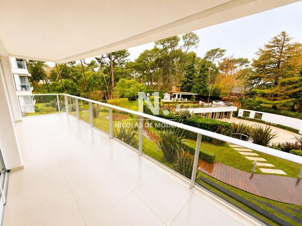 Departamento de 1 dormitorio en venta en complejo