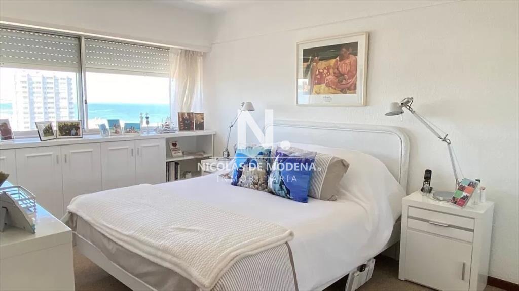 Vende departamento de 3 dormitorios, con en Punta