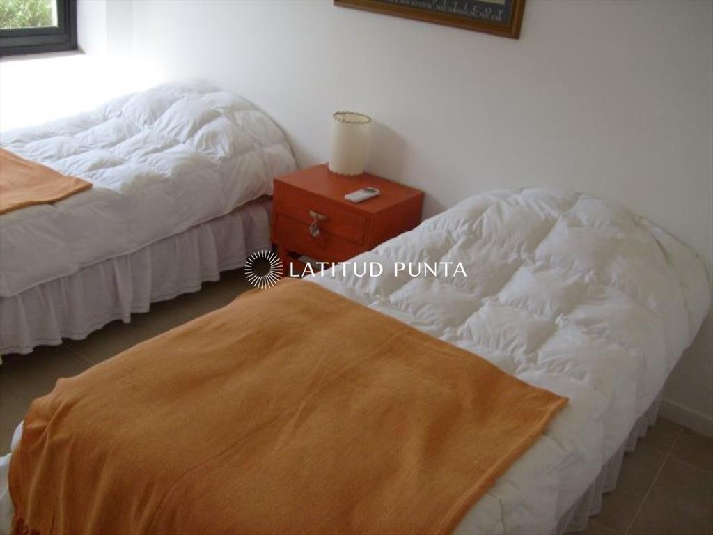 Apartamento de 2 dormitorios en Punta Ballena