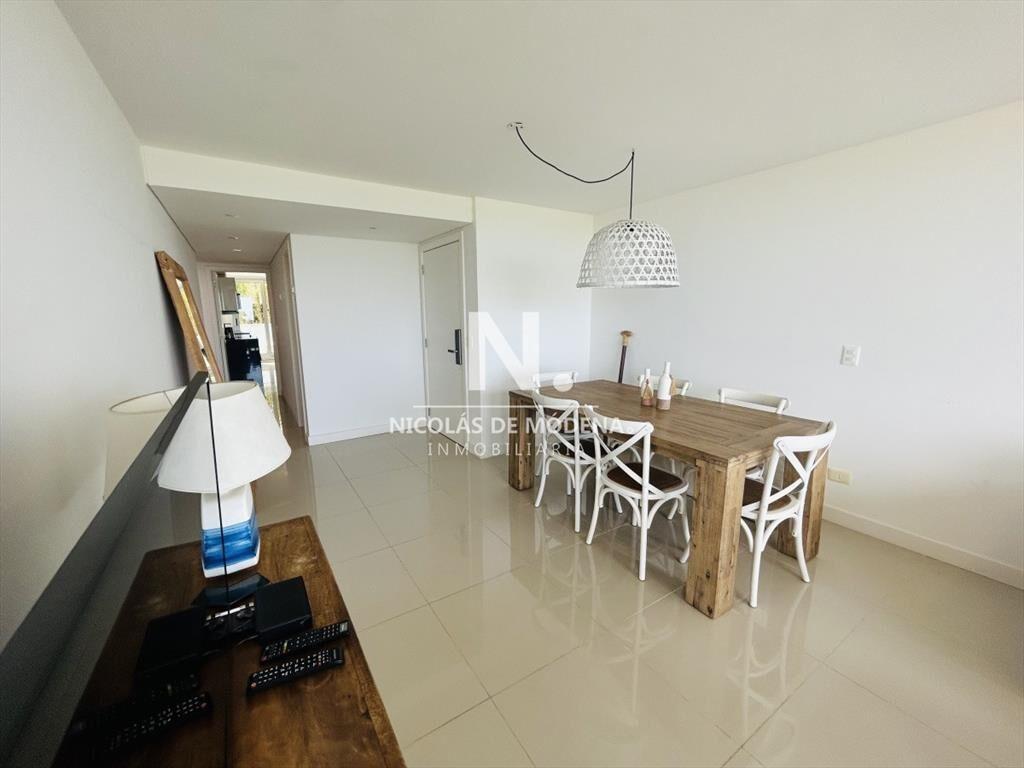 Apartamento en Venta 2 dormitorios, Playa Mansa,