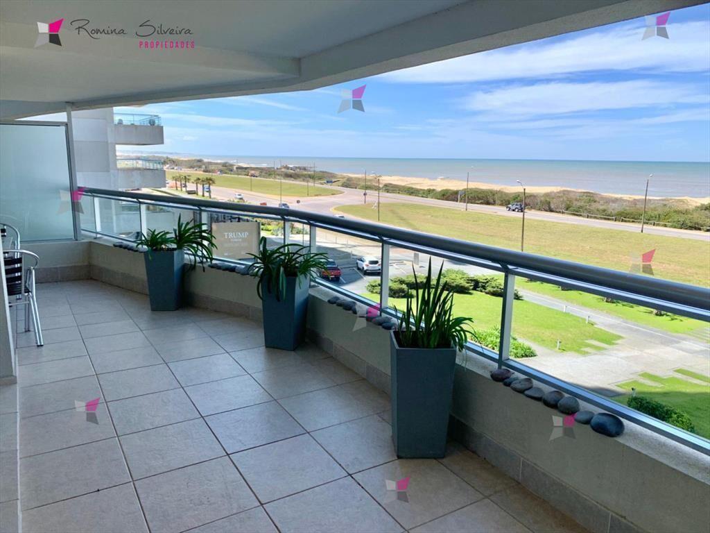 VENTA DE APARTAMENTO DE 3 DORMITORIOS Y - TORRE