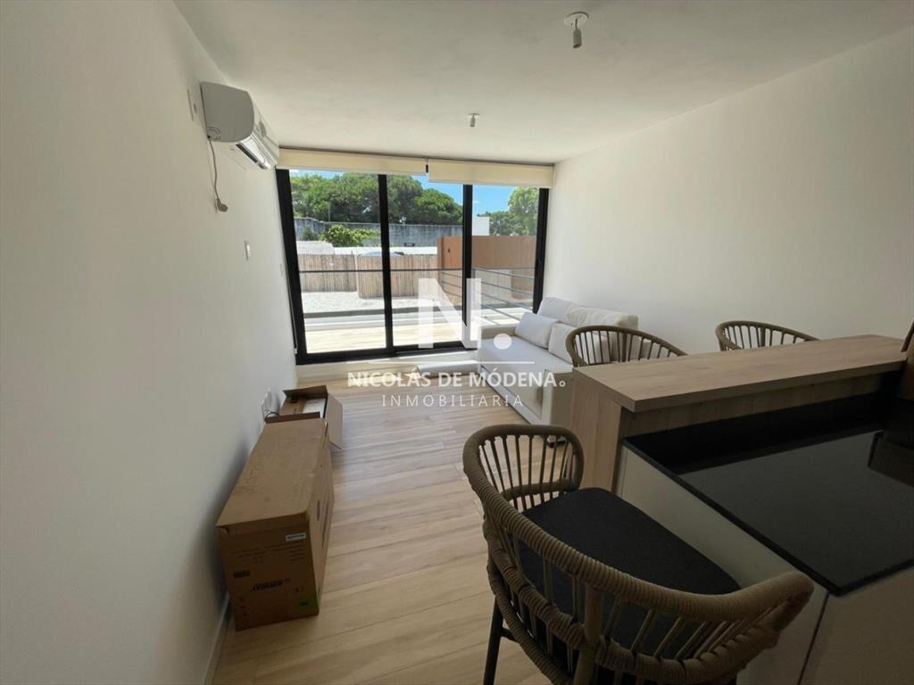 Pre-Lanzamiento EXCLUSIVO - compre con 1 en