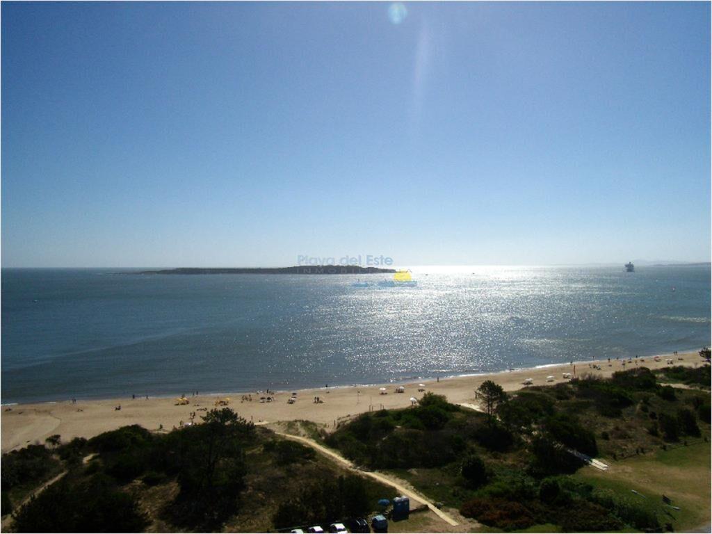 Apartamento en Venta de 3 dormitorios en Punta ,