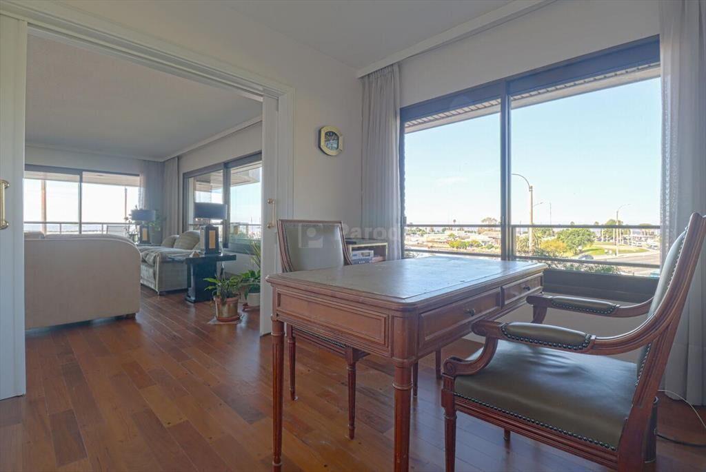 PARODI VENTA APARTAMENTO PUERTO DE BUCEO 4 DORMITORIOS REC