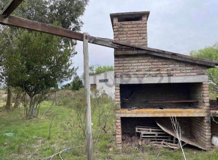 Chacra con casa y galpón en Santa Rosa de 4 hectáreas con...