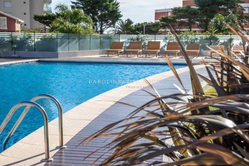 Apartamento en venta de 3 dormitorios en Miami