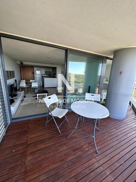 Venta apto 2 dor, 3 baños. Edificio con
