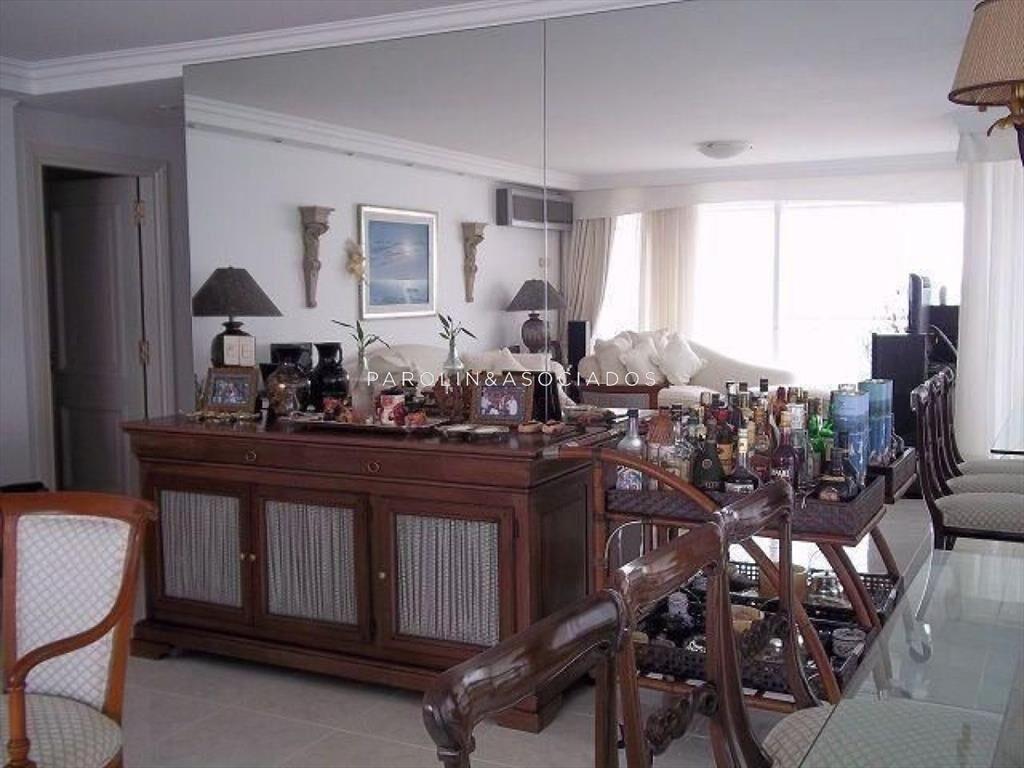 Apartamento en venta de 3 dormitorios en Puerto