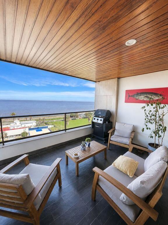 APARTAMENTO EXCELENTE ESTADO SOBRE RAMBLA