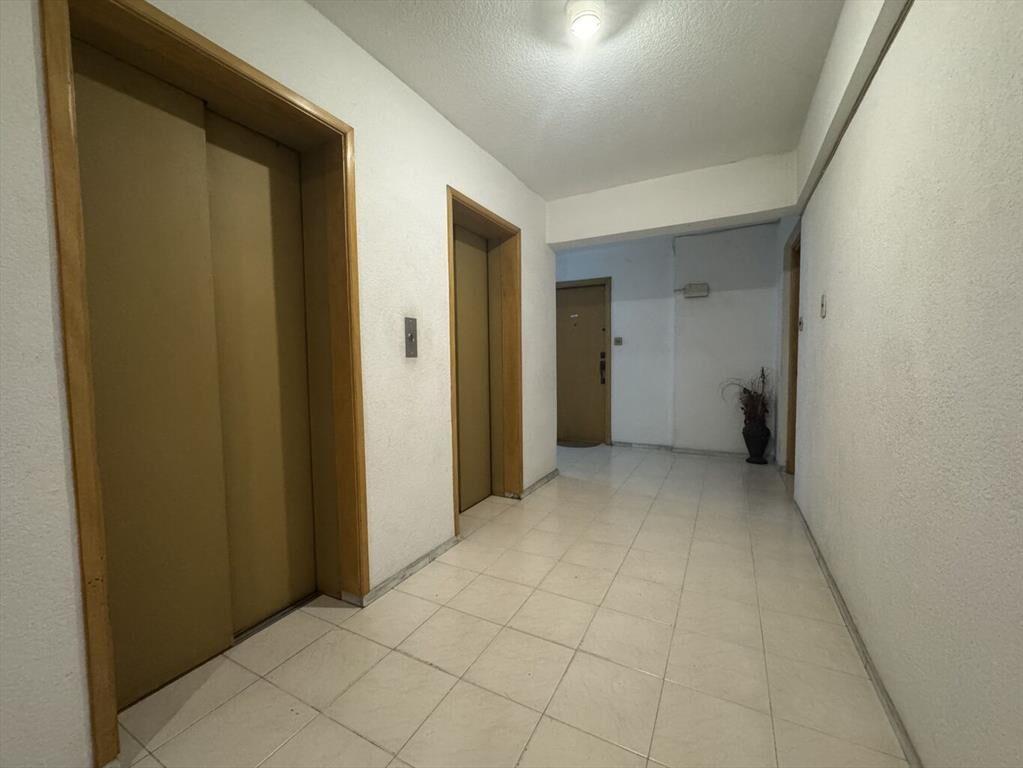 Excelente planta en gran ubicacion. Garage y box.