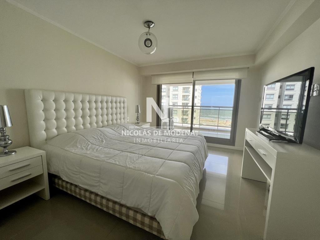 Apartamento en Imperiale III - Punta del Este - Tres Dormit