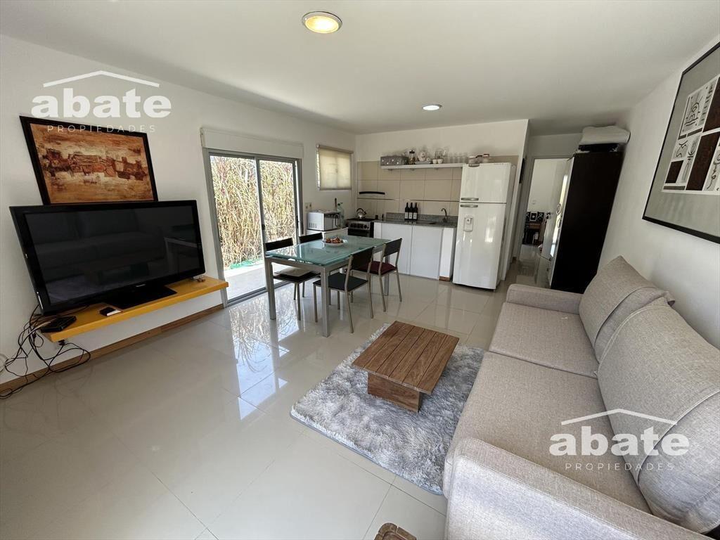 Alquiler Anual Casa un dormitorio en Balneario Buenos Aires