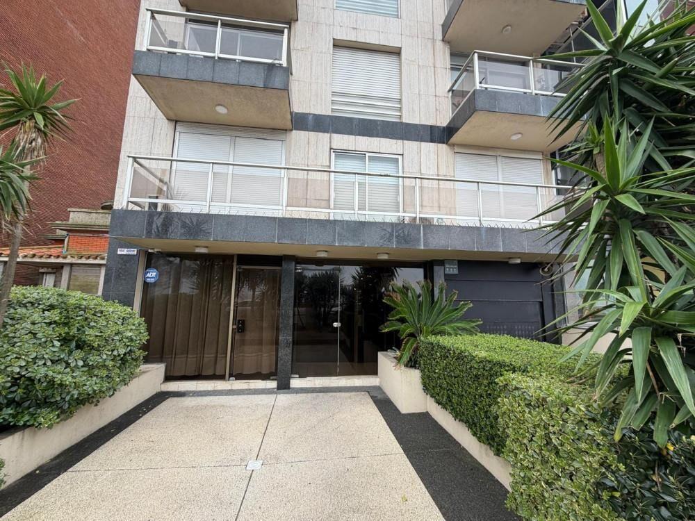 Venta apartamento 1 dorm en Malvin, Rambla Rep. de Chile