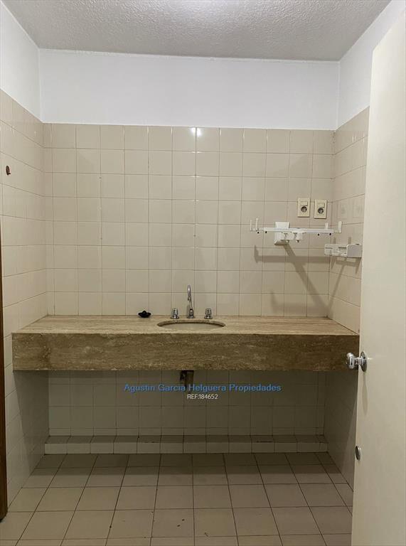 Venta y Alquiler Oficina Ciudad Vieja