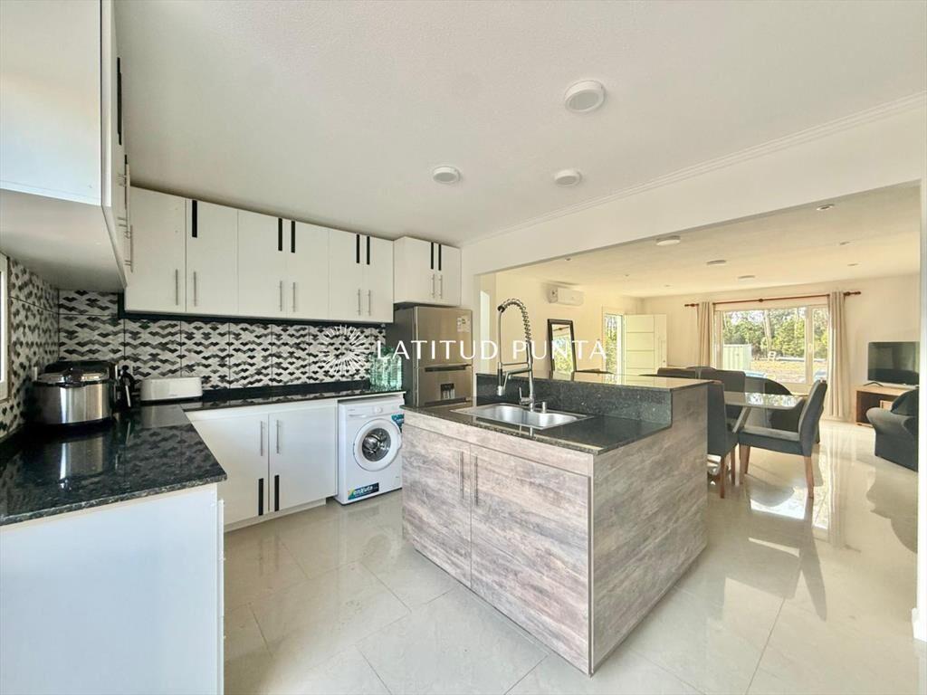 Casa moderna en venta