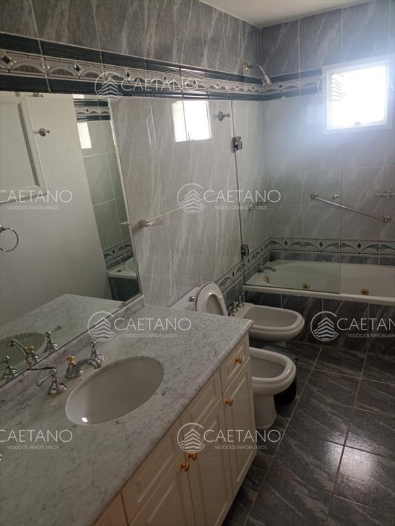 Alquiler Primera Linea Playa Mansa 3 dormitorios